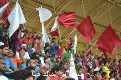 جماهير حطين تقود فريقها للفوز على الرياض وتطير بالصدارة 
