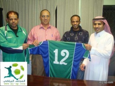 العصفور يتواجد في تدريبات القادسية