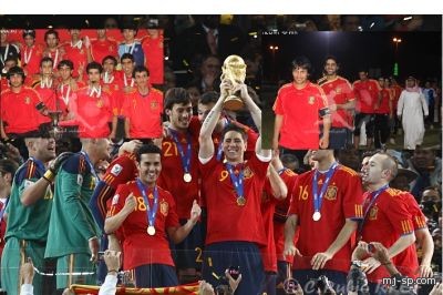 اسبانيا 2010 بطل الخرج الجديد  بعد فوزه على الانتر 