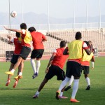 الاخضر يودع العويس والسفير يطمئن على البعثة