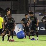 محاضرة فنية للاعبين الشباب .. واليد يتغلب على المحمل ودياً .. والفئات الشبابية تواصل تدريباته