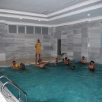 التمارين الشاطئية تشعل تدريبات الحزم