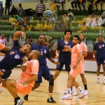 الصقور يطير لمواجهة الاخدود