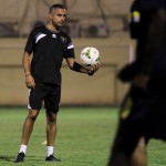 الوحدة يواصل تدريباته