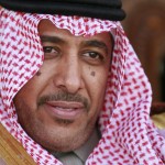 عبدالله بن مساعد يطمئن على الدراج مهدي الحسن