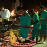 (بالصور) منتخبنا يستأنف التدريبات و اللاعبين في أسواق ملبورن