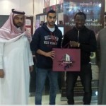 الزويهري يتكفل براتب شهر لفريق كرة الوحدة و كلفة معسكر فريق الطائره