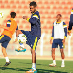 الفتح يواصل تدريباته بحضور العفالق