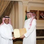 اللحياني يقيم مأدبة عشاء لصاحب السمو الملكي الامير فيصل بن تركي