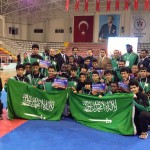 الراشد يحتفي بالعروبة والشرفيين يحفزونه