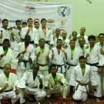 أول الشباب يواصل تدريباته