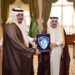 روني يستعد لدخول تاريخ انجلترا عبر بوابة تشارلتون
