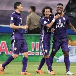 بالفيديو .. حكم يبكي واللاعبون يواسونه