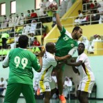 الأمير خالد الفيصل يهنئ رئيس الأهلي بلقب الدوري