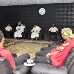 الامير سلطان بن محمد يتسلم تقريراً عن ميدان فروسية الجوف