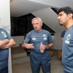 الحزم يسلم الخليفة العضوية الشرفية