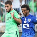 تعرف على القنوات الناقلة والمعلقين لمباراة الأهلي وبرشلونة
