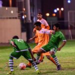 شبابي يفجرها : مسؤول نصراوي يفاوض لاعبنا في غرفة الملابس.. واعلامي يكشف هوية اللاعب