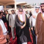 بـ #الفيديو.. سيارة #ترمب “ثكنة عسكرية” متنقلة.. تفاصيلها تُذهل قارئها