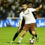 عرفاناً بإنجازاته.. رئيس #الهلال يُكرّم لاعب #التايكوندو “رياض الظافري”