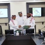 نيابة عن رئيس مجلس الإدارة.. #جمعية_أصدقاء_لاعبي_كرة_القدم_الخيرية تكرم البنك السعودي للاستثمار