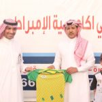 عبدالرحمن مشبب يحقق #جائزة_التميز_للإعلام_الرياضي