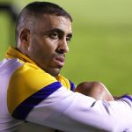 النجم الأحمر الصربي يكثف مفاوضاته مع مهاجم الاتحاد