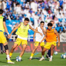 مافريكس يقصي كليبرز.. وماجيك يفرض مواجهة سابعة