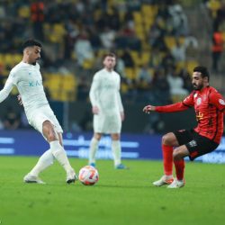 أمام الطائي.. الهلال يبحث عن القياسية