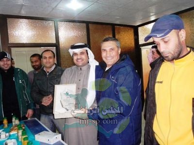 الباطن يودعون مدربهم