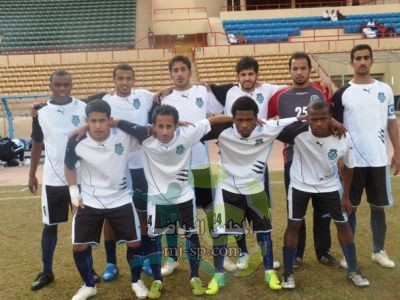 بهدف قاتل الباطن يصطاد الصقور في تبوك 