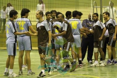 طائرة الموج والكوكب تقتربان من الصعود لأندية الاولى والحسم في مواجهة الغد 