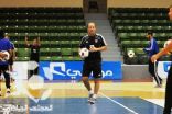 تمرين ترفيهي في الصالة المغلقة بحضور رئيس الهلال ( صور )