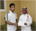 إدارة الصحيفة تكرم أعضائها في دورة الميدان وعضو مجلس إدارة السلمية يقدم الجائزة