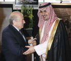 الأمير نواف رأس وفد المملكة واجتمع ببلاتر