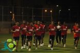 الفريق الشبابي يواصل تدريباته .. ويوقع مخالصة مالية مع المجرشي