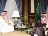 أمير المدينة المنورة يستقبل الأمير نواف