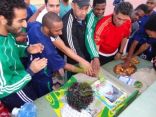 لاعب سدوس نايف الدوسري يحتفل بمولوده خالد