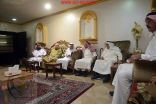 العفالق و أعضاء مجلس الفتح يطمئنوا على صحة الصويغ