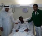 الاخضر يودع العويس والسفير يطمئن على البعثة