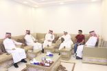 رئيس مجلس إدارة #جمعية_أصدقاء_لاعبي_كرة_القدم  يستلم دعم السعودي للاستثمار لمبادرة “كسوة الشتاء”