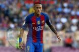 نيمار يمدد عقده مع برشلونة حتى 2021