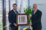 وزير الرياضة يزور مقر الرابطة العالمية للاتحادات الرياضية الدولية